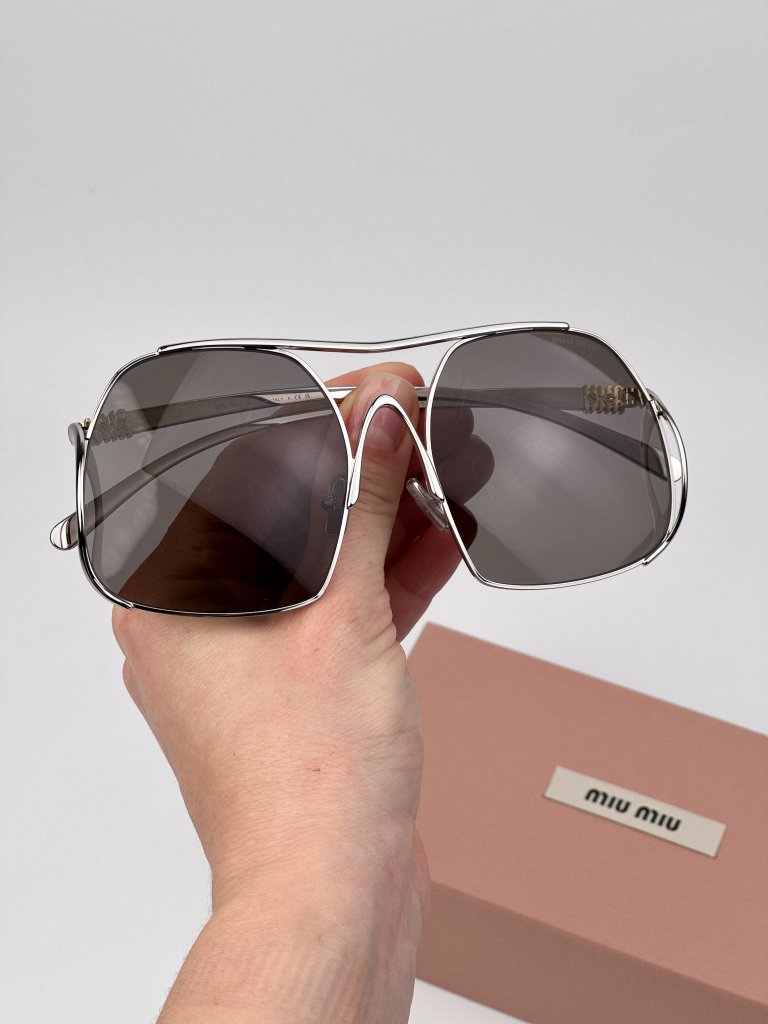 Miu Miu Women’s Sunglasses Silver Grey Pilot (Mua55s 1bc80q) New & Authentic